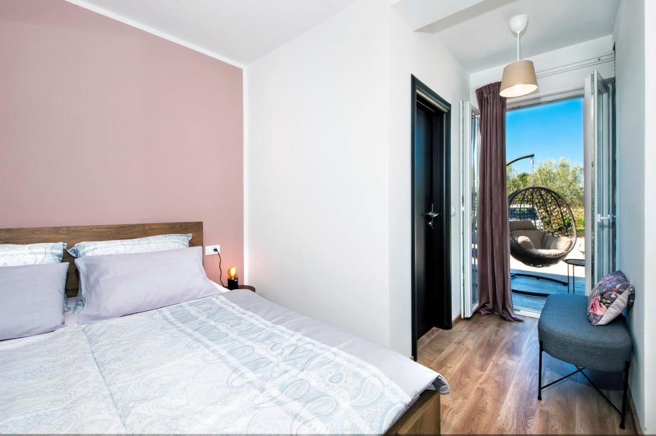 רובינייסקו סלו Apartment Miral מראה חיצוני תמונה