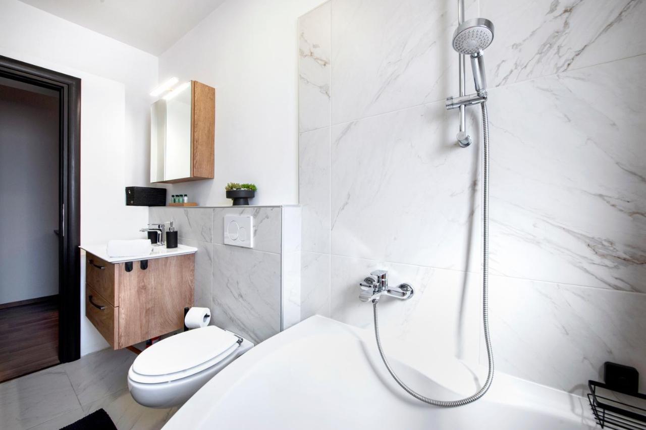רובינייסקו סלו Apartment Miral מראה חיצוני תמונה