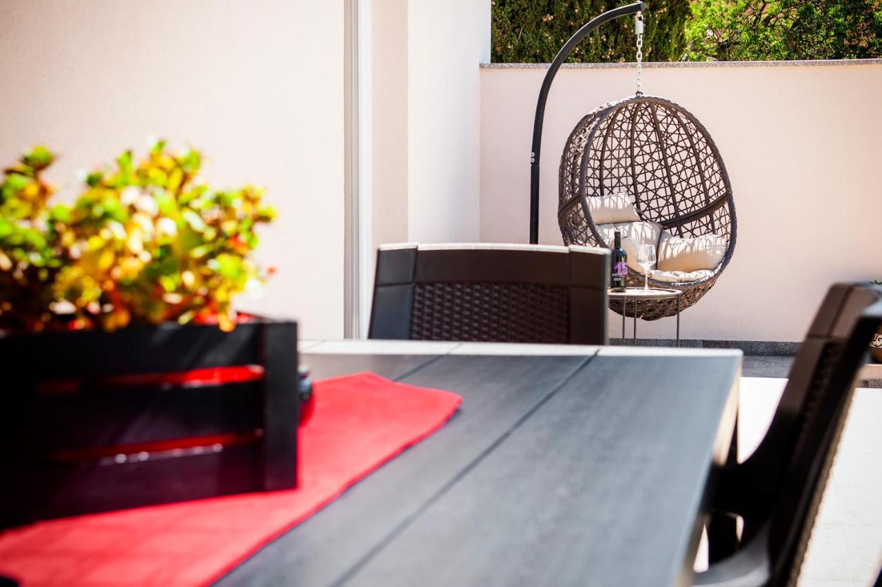 רובינייסקו סלו Apartment Miral מראה חיצוני תמונה